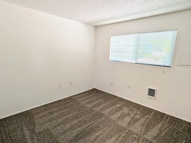 Kingcity Apartments — Photo 102