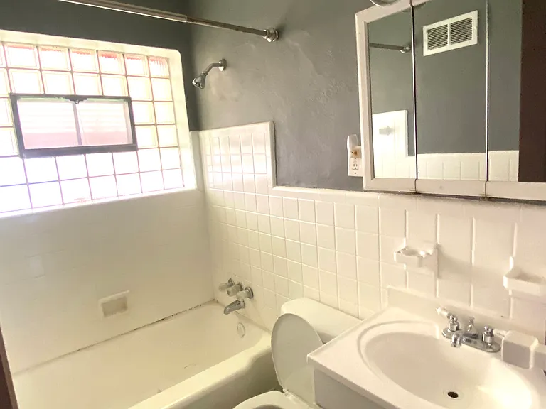4547 Bessie Ave — Photo 12
