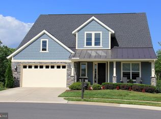 114 Oatgrass Ct, Lake Frederick, VA 22630
