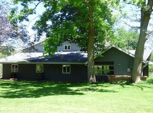 3734 W Bass Creek Rd, Beloit, WI 53511