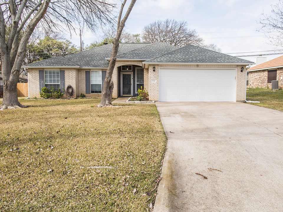 1st image of 2116 Heights Dr