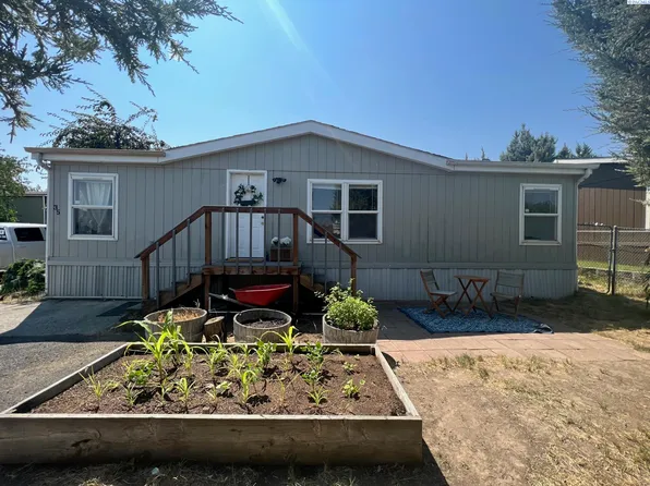 260 NW Golden Hills Dr Spc 35, Pullman, WA 99163