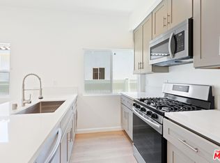 5232 W 20th St #5232, Los Angeles, CA 90016