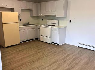 147 State St APT 1, Ellsworth, ME 04605