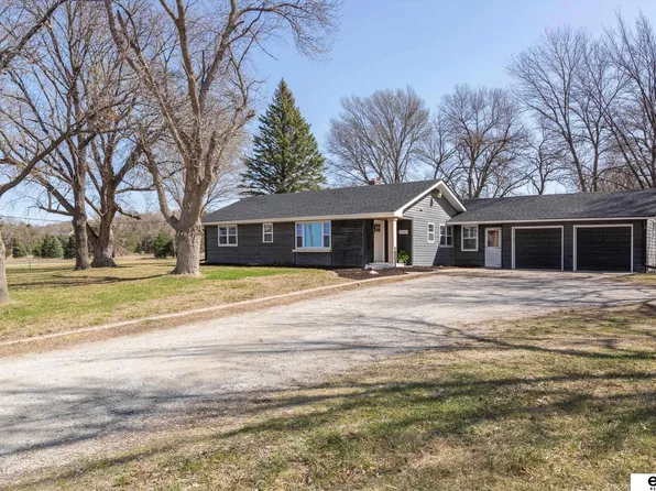 10301 S 240th St, Gretna, NE 68028