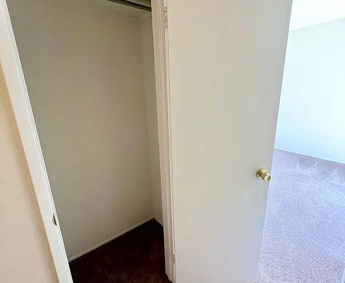 2163 Missouri St — Photo 22