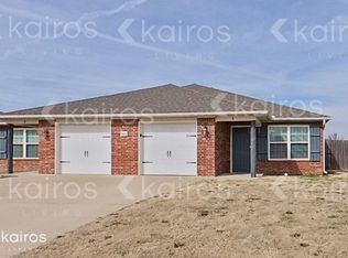 5000 E Thomas St #B, Siloam Springs, AR 72761