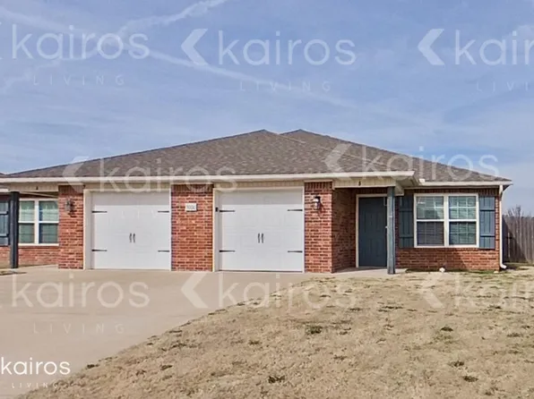 5000 E Thomas St #B, Siloam Springs, AR 72761