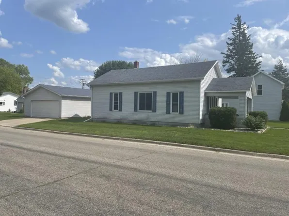 4546 Downing St, Cass City, MI 48726