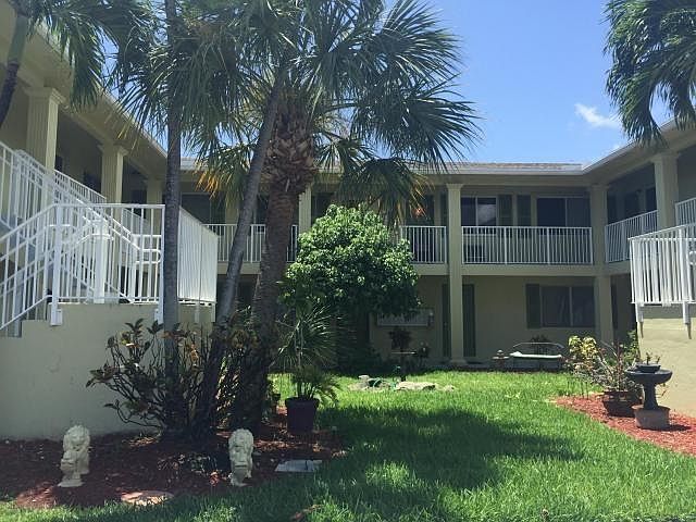 1st image of 2150 NE 42nd Ct APT 5