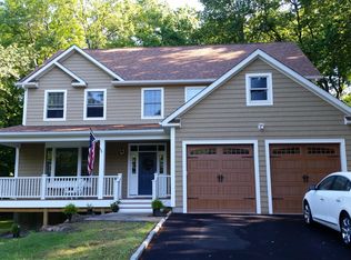 47 Summit Ridge Rd, Stamford, CT 06902