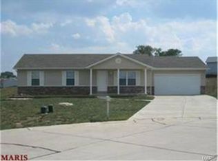 4 Hyde Ct, Troy, MO 63379