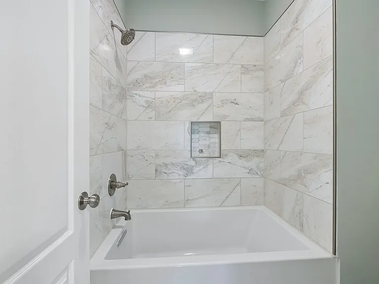 3924 Fox Grove Trl — Photo 48