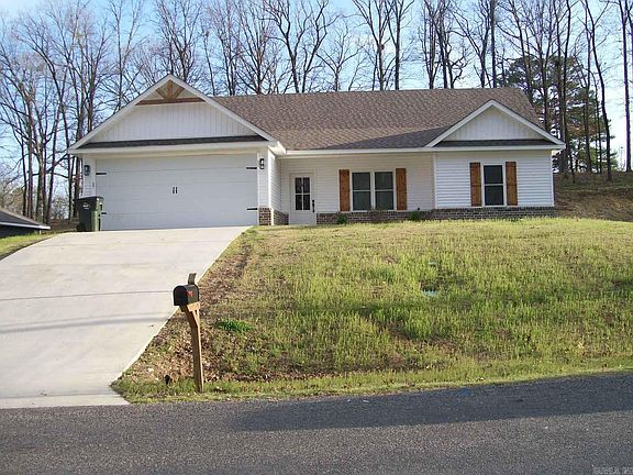 2nd image of 121 Stonebriar Dr