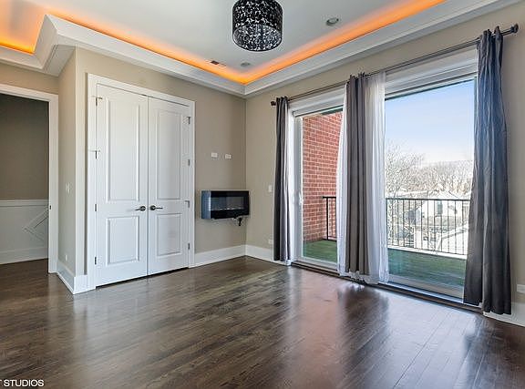 5th image of 1722 W Belmont Ave APT 2