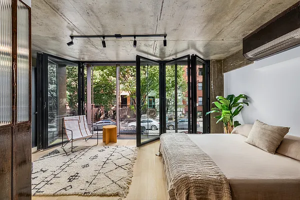 Sold by Compass | media 6