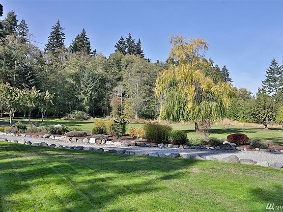 Incredible views of Mount Baker, Baby Island and Saratoga Passage.