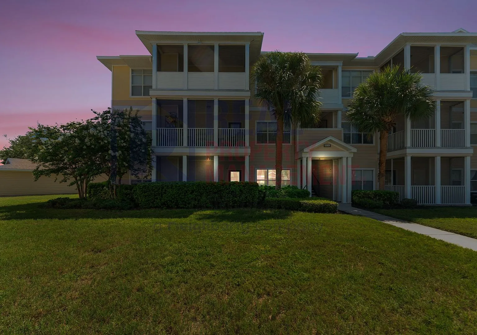 Adorable 2 bedroom in Bradenton available now! — Photo 2