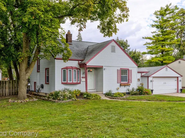 31468 Florence St, Garden City, MI 48135