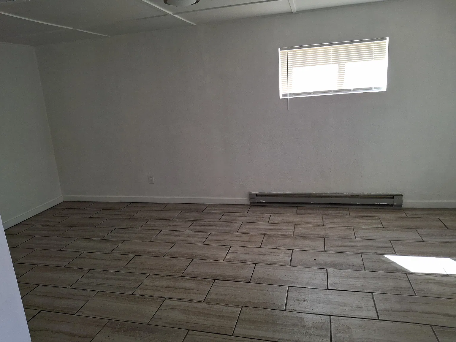 2 bed, 870 sqft, $1,400 — Photo 4