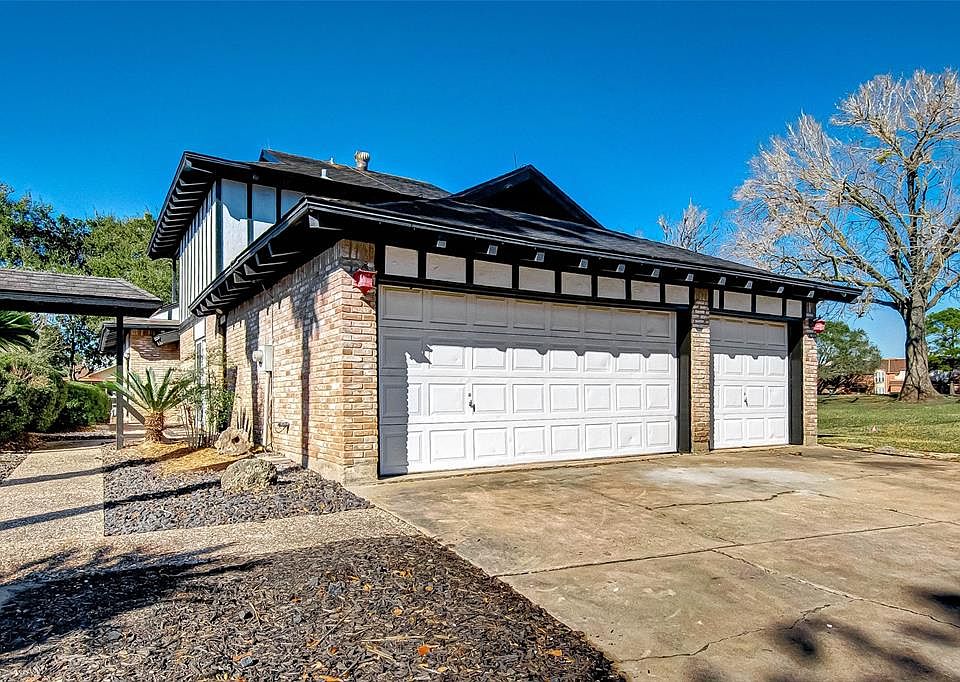 1st image of 2702 Kissing Camel Ct