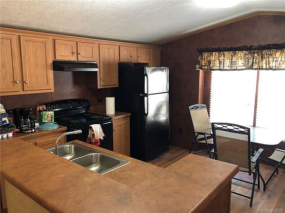 3rd image of 8311 Eastdown Dr