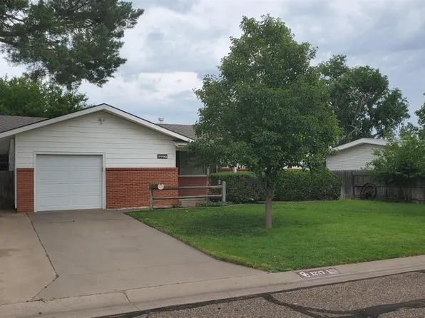 1227 Sunset Ave, Liberal, KS 67901