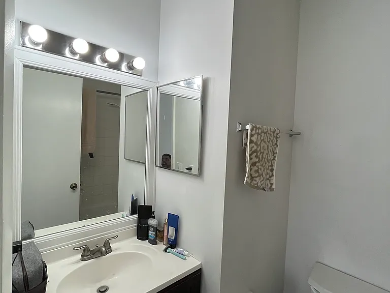 171 Riviera Cir #172 — Photo 5