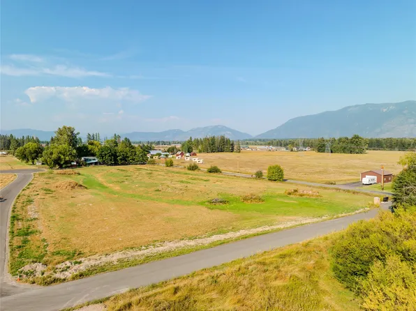 423 Grassland Dr, Kalispell, MT 59901