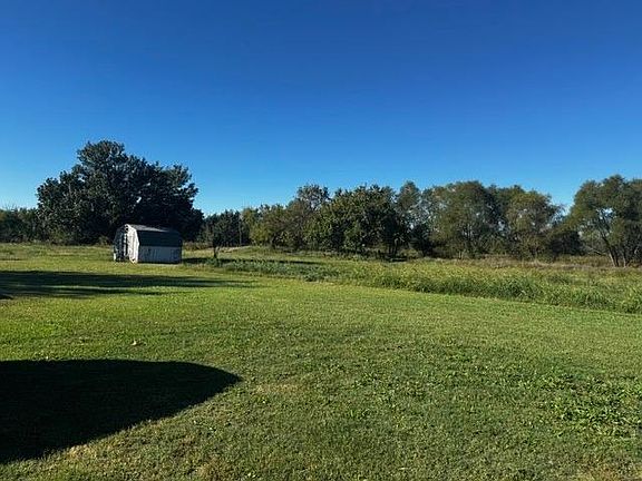 2nd image of 23067 Kiowa Rd