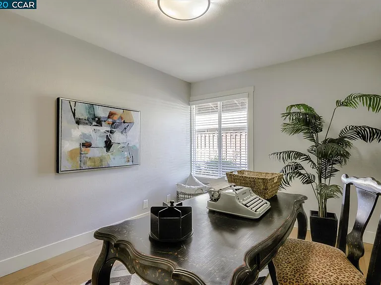 2021 Olivera Rd #D — Photo 22