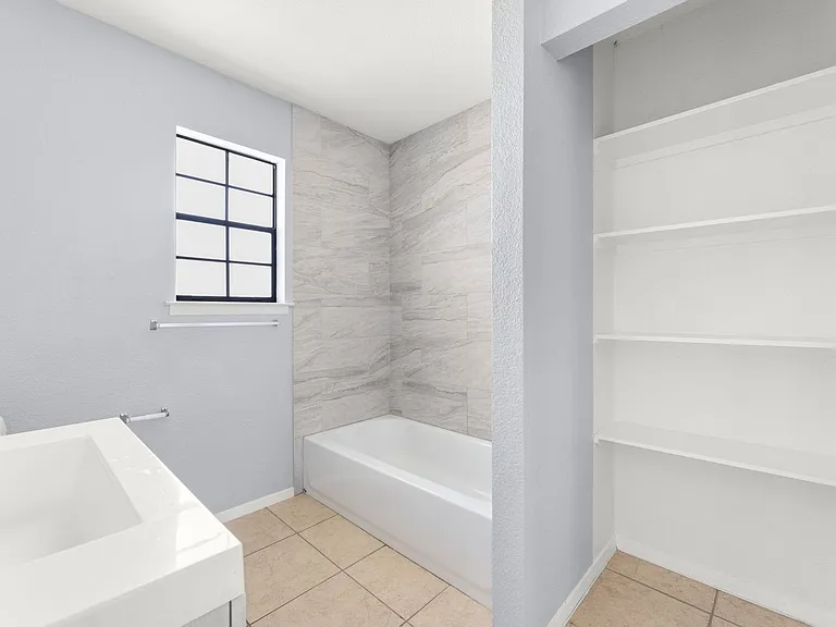 3802 Foust Trl — Photo 20