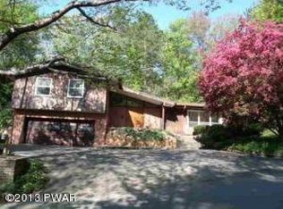 1302 Overlook Ave, Honesdale, PA 18431