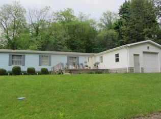 807 National Way, Ellwood City, PA 16117