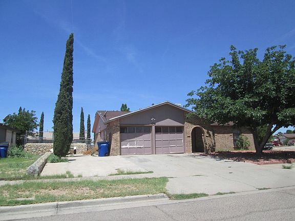 3rd image of 1741 Bing Crosby Dr