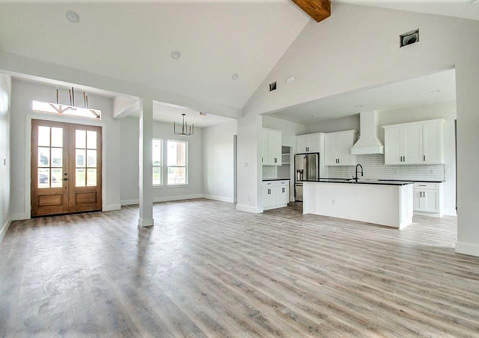 931 Chuckwagon Trl, Angleton, TX 77515 MLS 60737911 Zillow