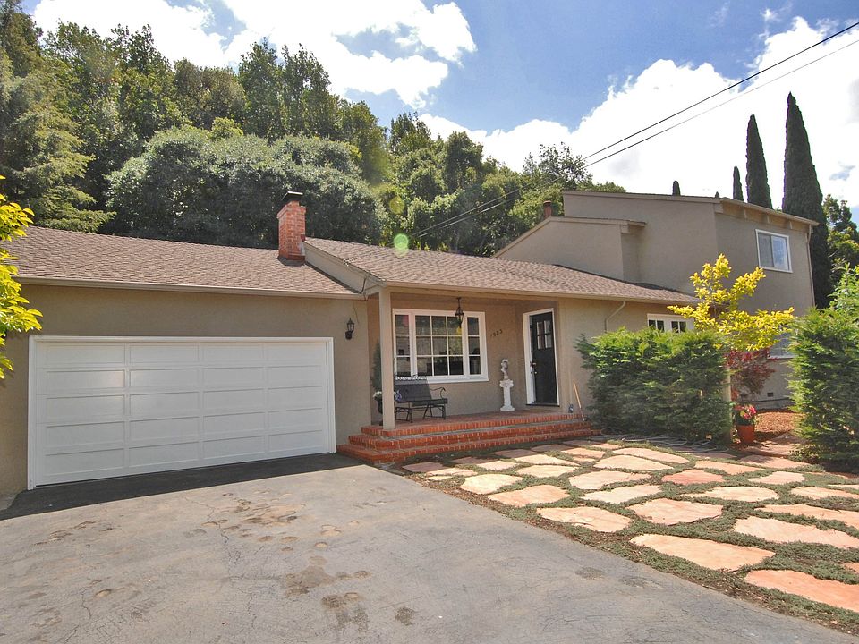 1st image of 1583 Escondido Way