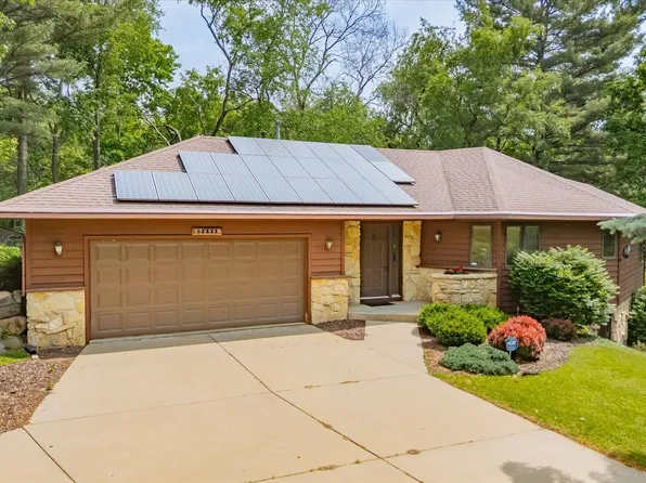 5096 Tuggle Ln, Waunakee, WI 53597