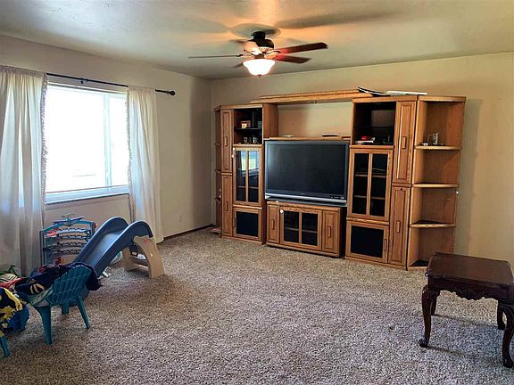 4th image of 120 Overcrest Rd