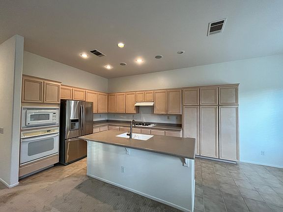 3rd image of 79135 Cindy Ct