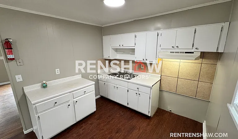 263 Navy Dr — Photo 4
