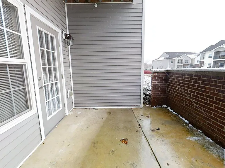 Windsor West | Specials Available — Photo 45