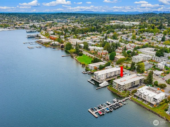 6401 Lake Washington Boulevard NE #307, Kirkland, WA 98033