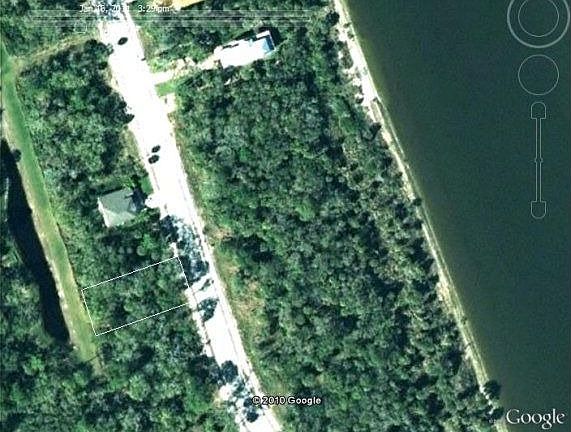 3rd image of 208 S Riverwalk Dr