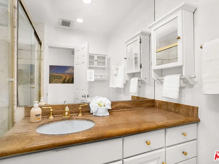 2101 Ocean Ave #3 — Photo 12