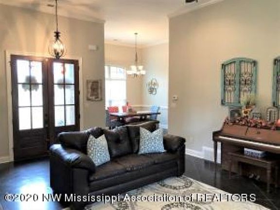 4th image of 4818 Waterstone Dr