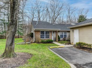 60 Boxwood Ter #173, Red Bank, NJ 07701