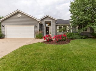 2036 Swan Lane, Elgin, IL 60123