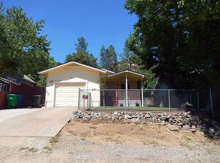 643 N 5th Ave, Gold Hill, OR 97525