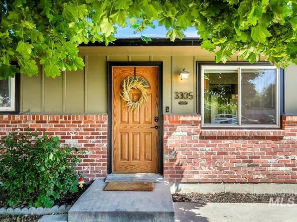 3305 Iowa Ave, Caldwell, ID 83605